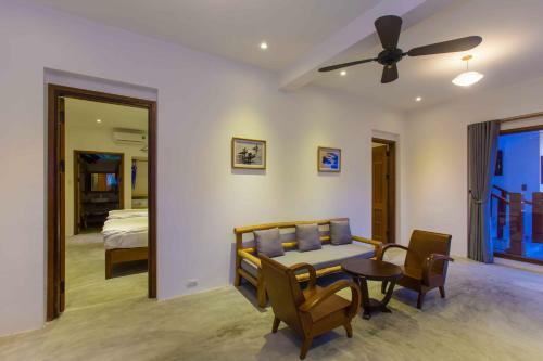 Vina Beach Pool Villas