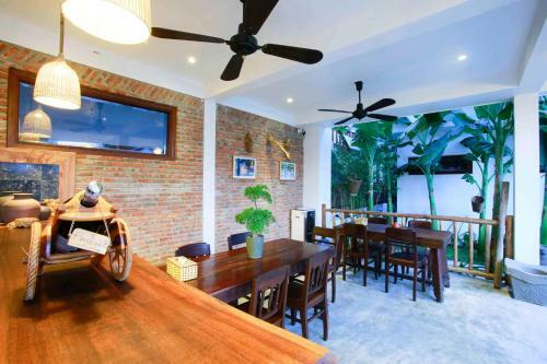 Vina Beach Pool Villas