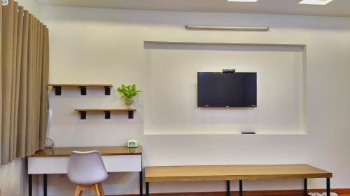 La Apartment Saigon South