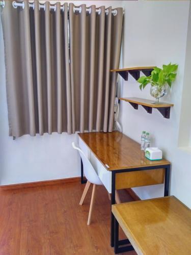 La Apartment Saigon South