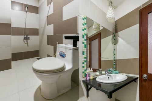 Quang Vinh Hotel