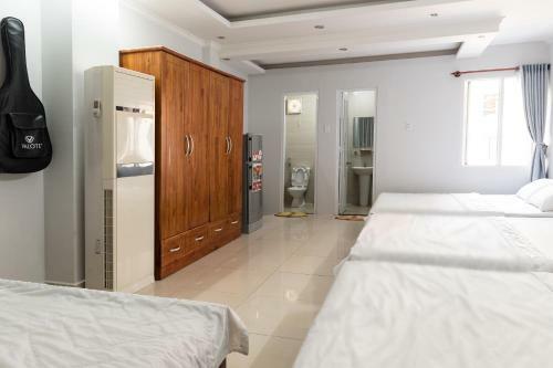 Dewi Hotel