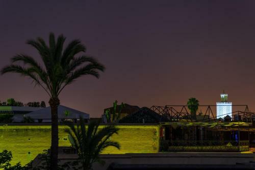 Riad Enchant�