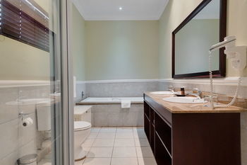 Protea Hotel By Marriott Rustenburg Hunters Rest