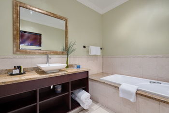 Protea Hotel By Marriott Rustenburg Hunters Rest
