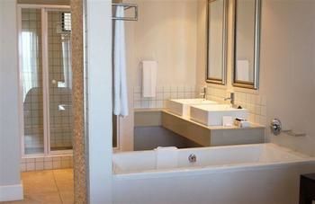 Harbour House Hotel