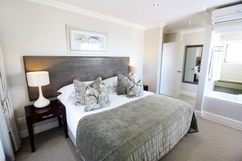 Harbour House Hotel