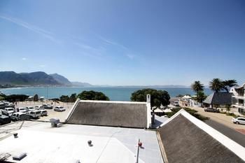 Harbour House Hotel