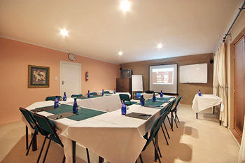 Hotel Le Petit Chateau