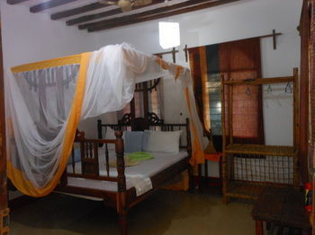 Hotel Mbuyuni Beach Village - Bungalows