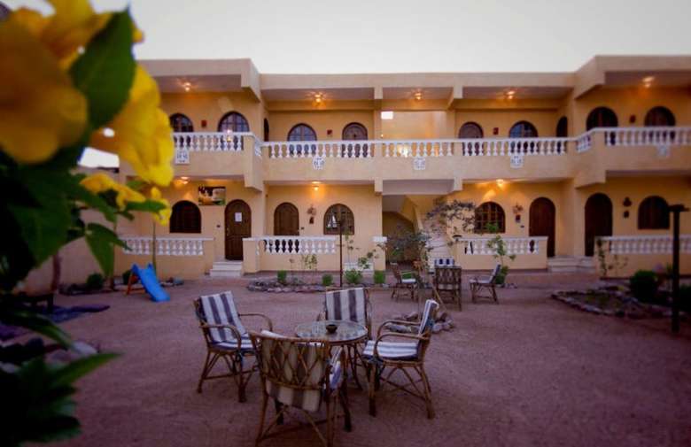 Sea Horse Hotel