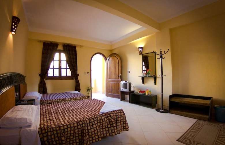 Sea Horse Hotel