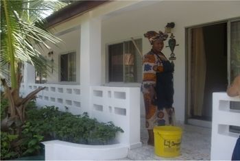 Holiday Beach Club Hotel