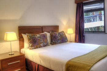 Aparthotel Heri Heights Serviced Apartments