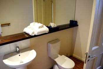 Hotel Ansonia On Lydiard