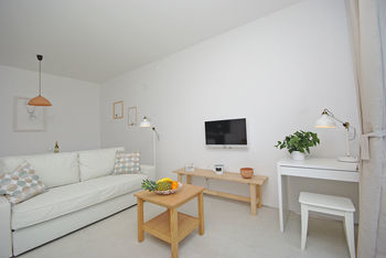 Villa Jolara Apartments