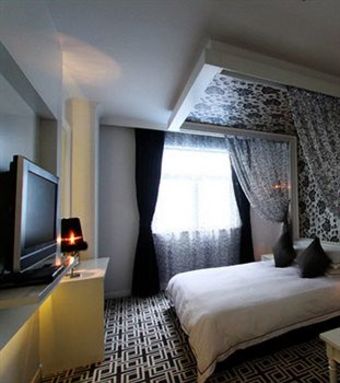 Elegance Bund Hotel