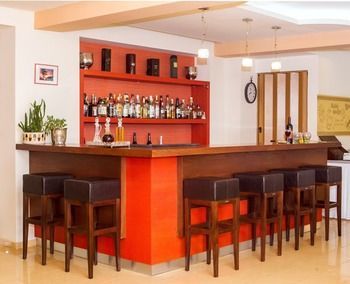 Loutra Beach Hotel