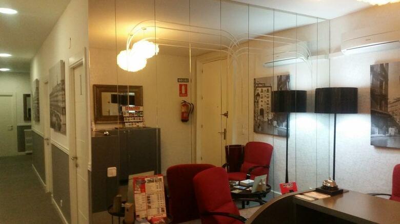 Hostal Montecarlo