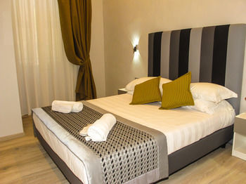 Hotel Roma Veneto Relais