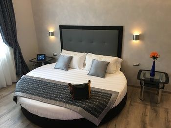 Hotel Roma Veneto Relais