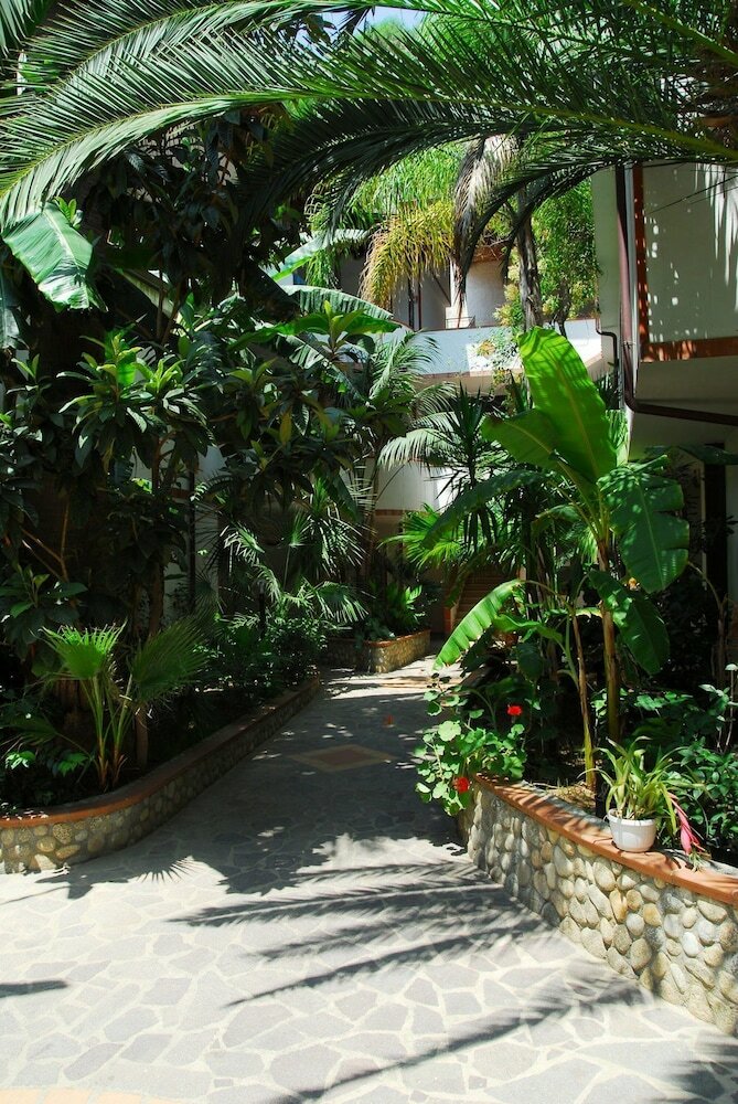 Hotel Village Eden