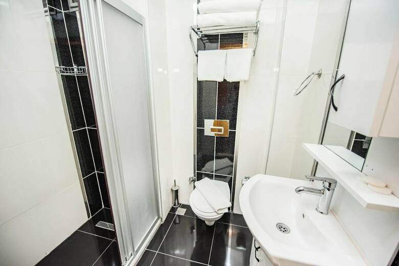 Pera Life Hotel