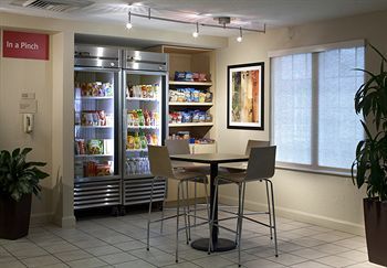Hotel Towneplace Suites By Marriott Boca Raton