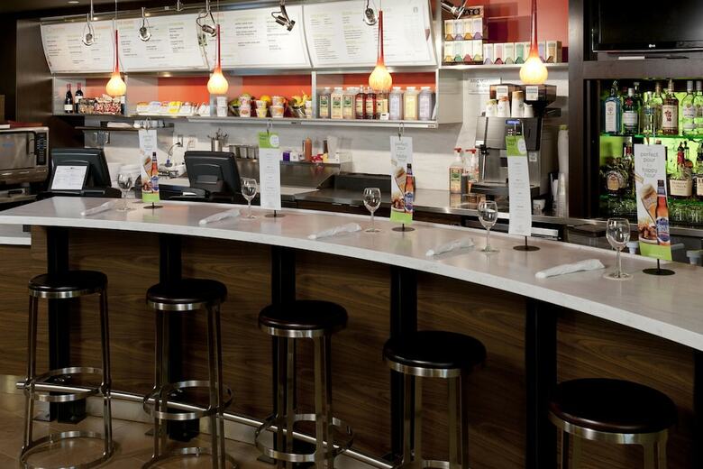 Hotel Courtyard By Marriott Bristol