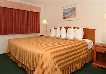 Hotel Quality Inn & Suites Beachfront