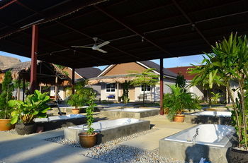 Hotel Lavigo Resort