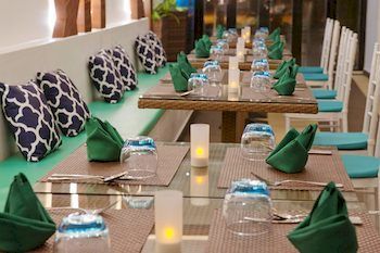 Crystal Sands Beach Hotel