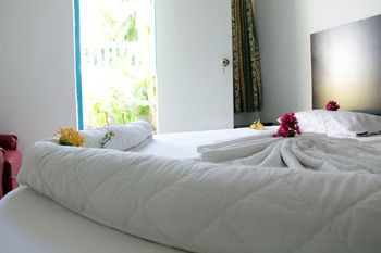 Hotel Rip Tide Beach