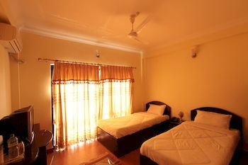 Hotel Pokhara Village Resort