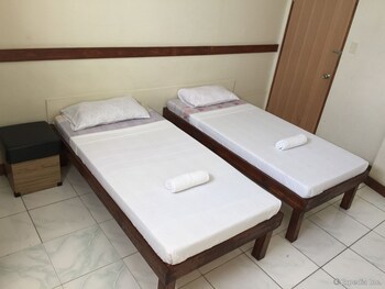 Hotel Qm Pension House