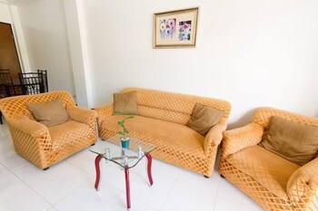Aparthotel A Family Apartelle