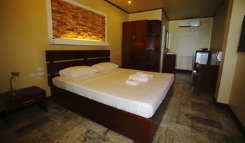 Hotel Papa Fred's Beach Resort