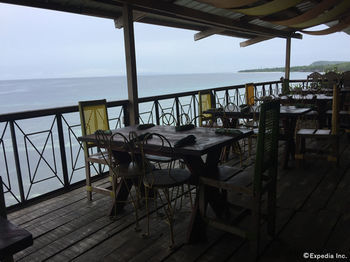 Hotel Bohol Bee Farm