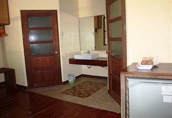 Hotel Bohol Bee Farm