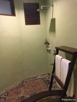Hotel Bohol Bee Farm