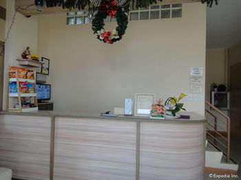 Hotel Anri Pension House