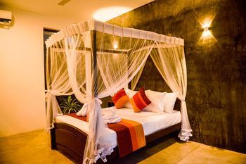 Olanro Hotel
