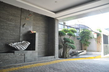Hotel Grand Omah Sastro