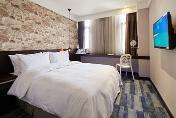 Khan Hotel
