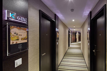 Khan Hotel