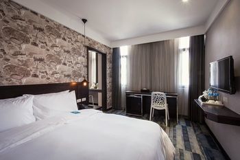 Khan Hotel