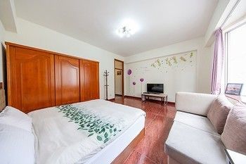 Hotel Slowly Come Home