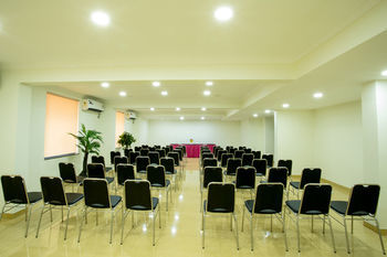 Apartamento Rendezvous Beach Resort