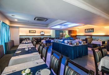 Hotel Oyo Premium Rtc Complex