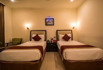 Hotel Oyo Premium Rtc Complex